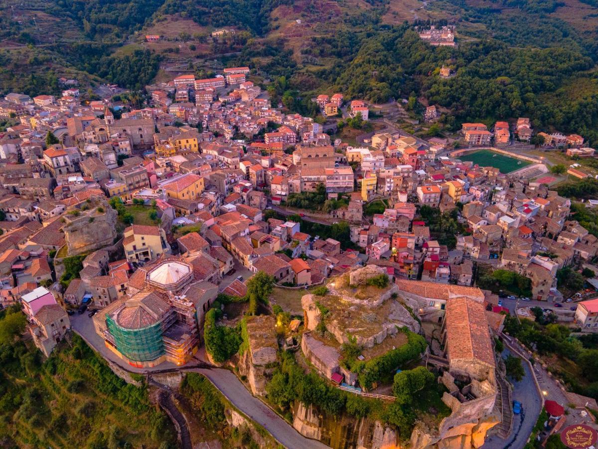 Albergo Diffuso Borgo Santa Caterina "Vintage" Castiglione De Sicilia Dış mekan fotoğraf
